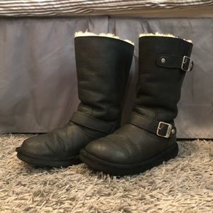 Black Uggs